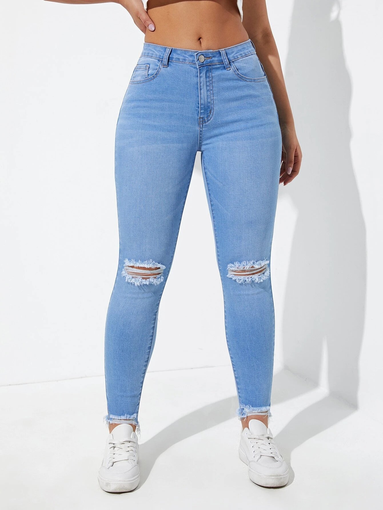 Essnce Ripped Raw Cut Skinny Jeans