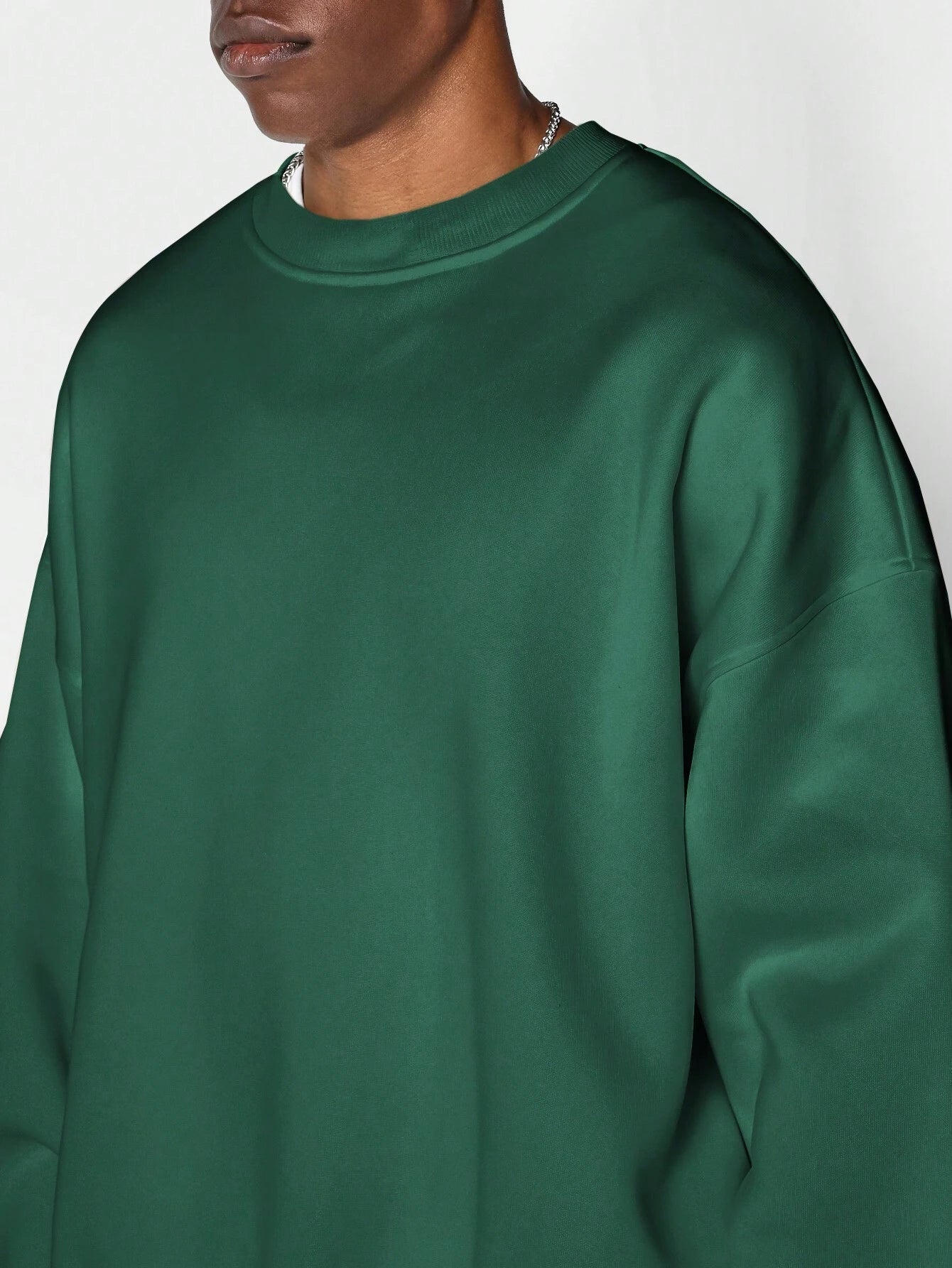 SUMWON Oversized Crew Neck Sweatshirt with Graphic Print