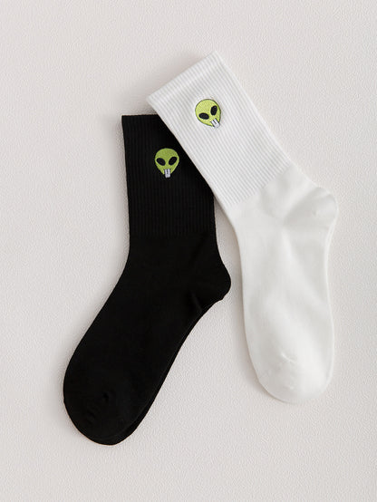 2Pairs Men Alien Embroidered Crew Socks