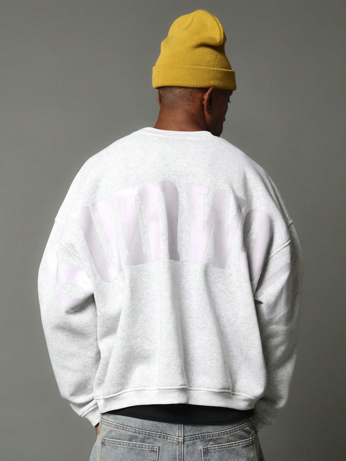 SUMWON Oversized Crew Neck Sweatshirt with Graphic Print