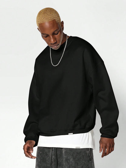 SUMWON Oversized Crew Neck Sweatshirt with Graphic Print