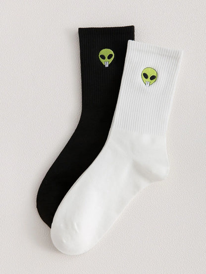 2Pairs Men Alien Embroidered Crew Socks