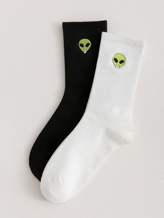 2Pairs Men Alien Embroidered Crew Socks