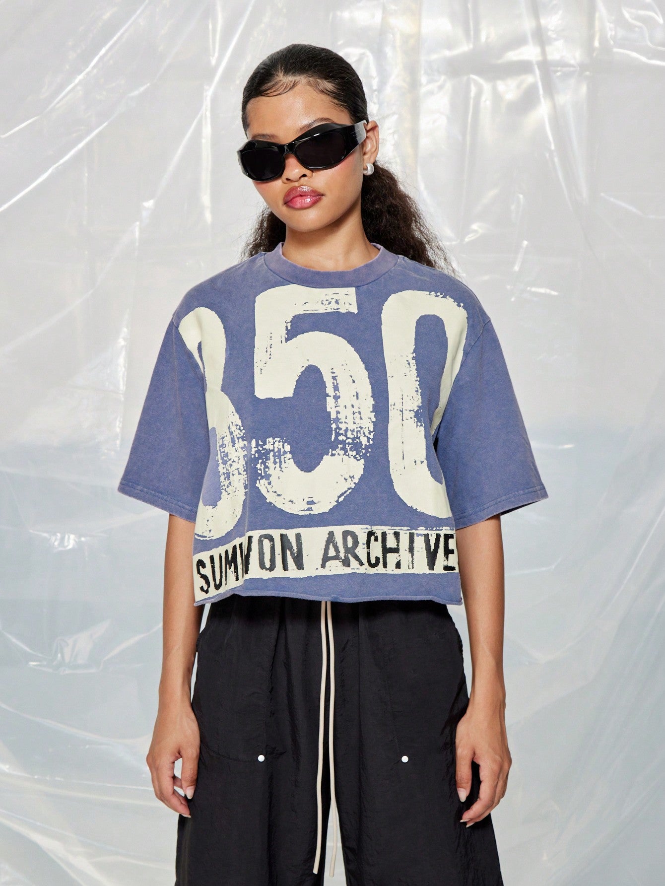 SUMWON WOMEN Street Washed Boxy Raw Edge Hem Tee with Large Graphic Print