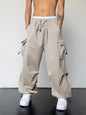 Manfinity EMRG Men Solid Flap Pocket Drawstring Waist Oversized Cargo Baggy Pants