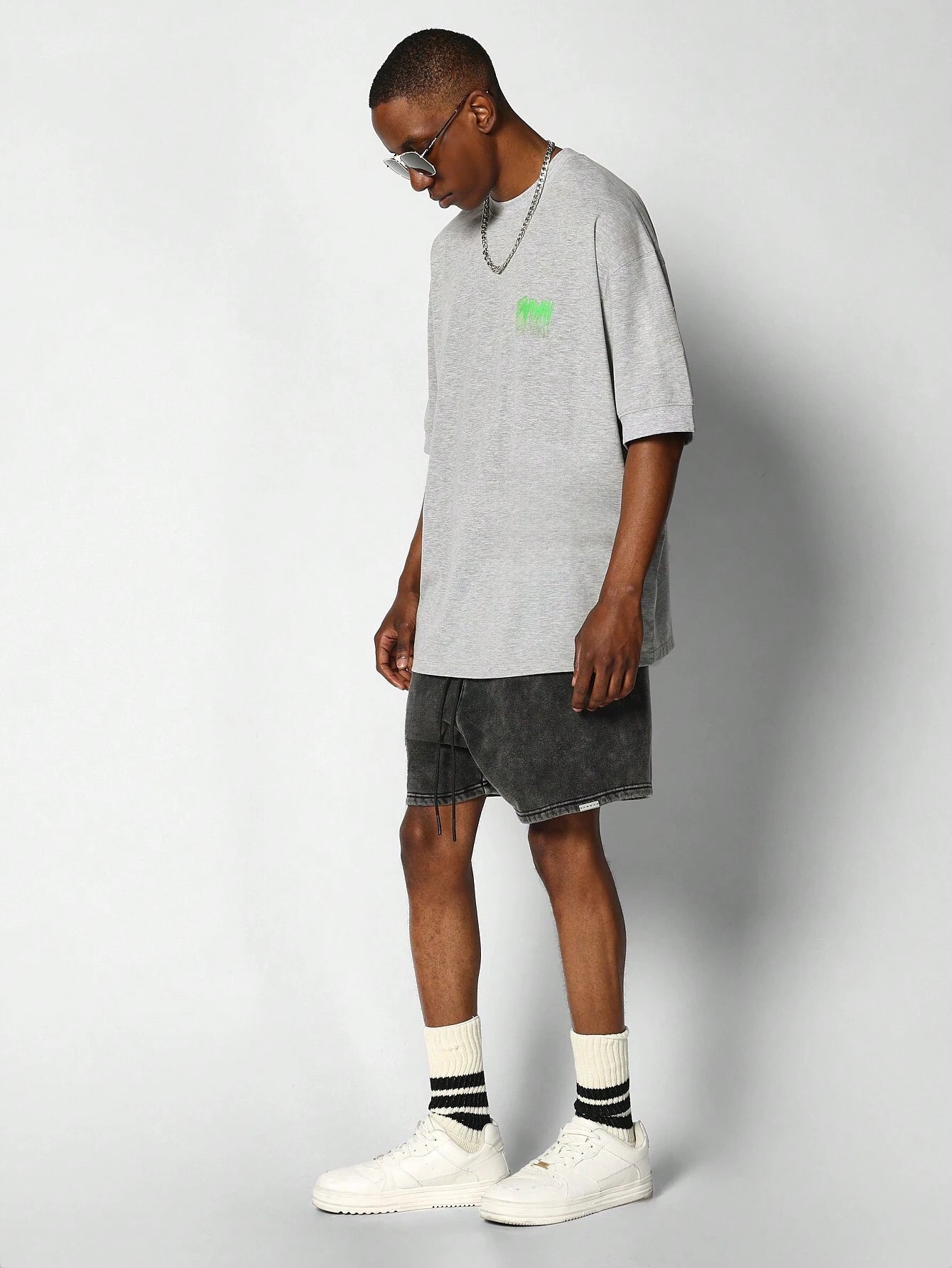 SUMWON Oversized Short Sleeve Tee with Graffiti Graphic Print